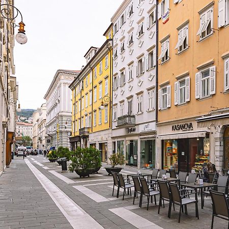 Апартаменты Loft Ponte Rosso Триест Экстерьер фото